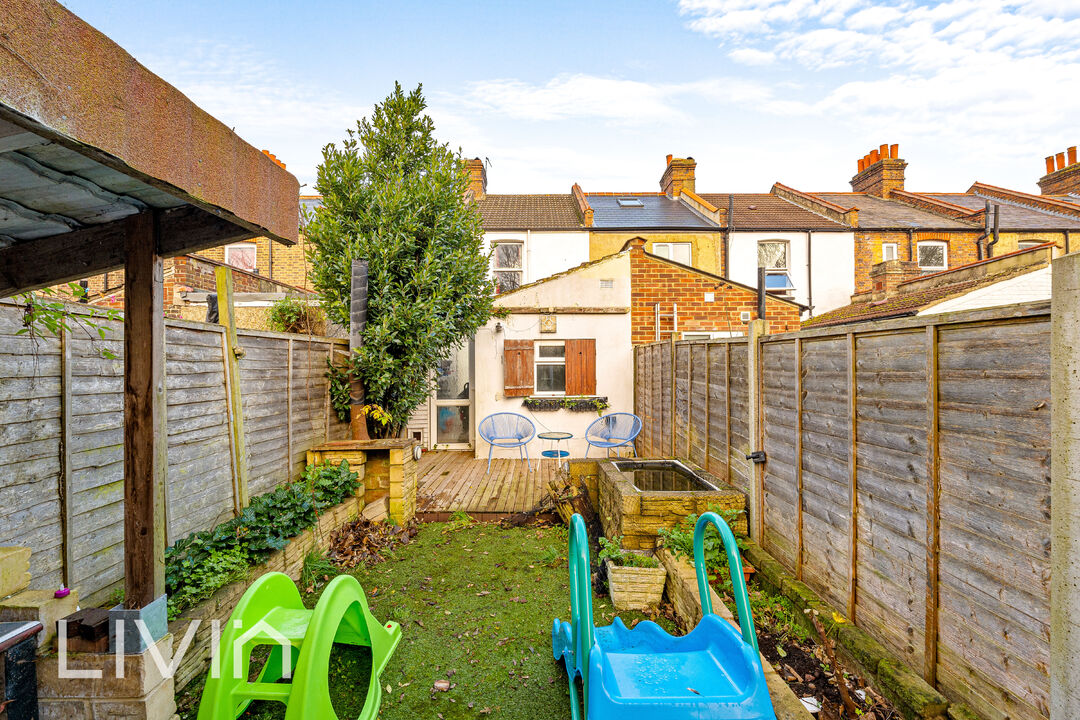 2 bed terraced house for sale in Elmers Road, London  - Property Image 15