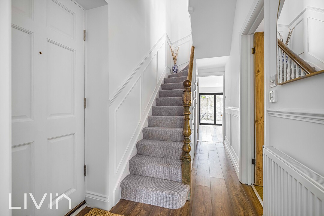 3 bed end of terrace house to rent in Tanfield Road, Croydon 6