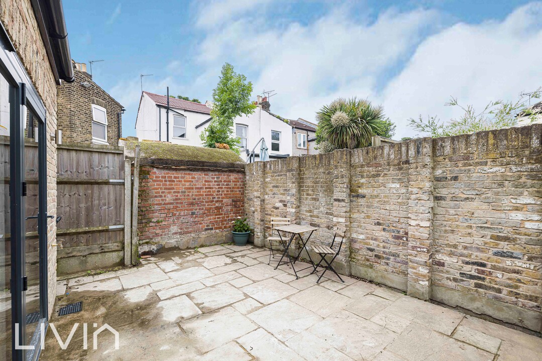 3 bed end of terrace house to rent in Tanfield Road, Croydon  - Property Image 19