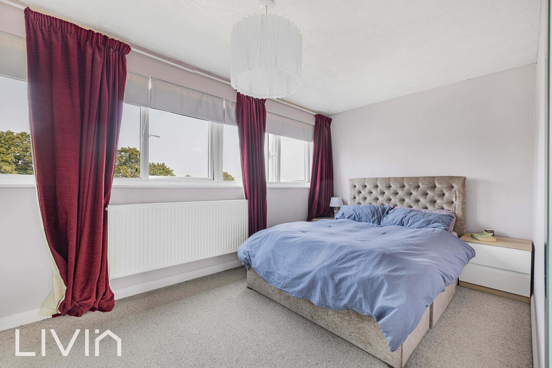 3 bed apartment for sale in Woodvale Walk, London  - Property Image 17