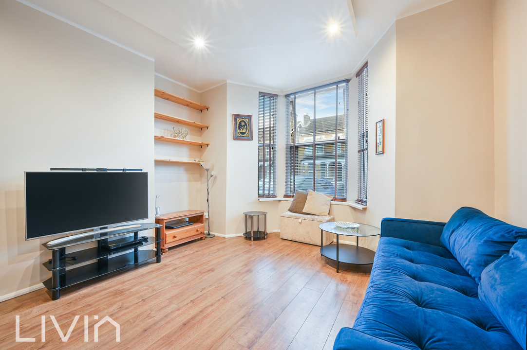 2 bed apartment to rent in Oakfield Road, Croydon  - Property Image 1