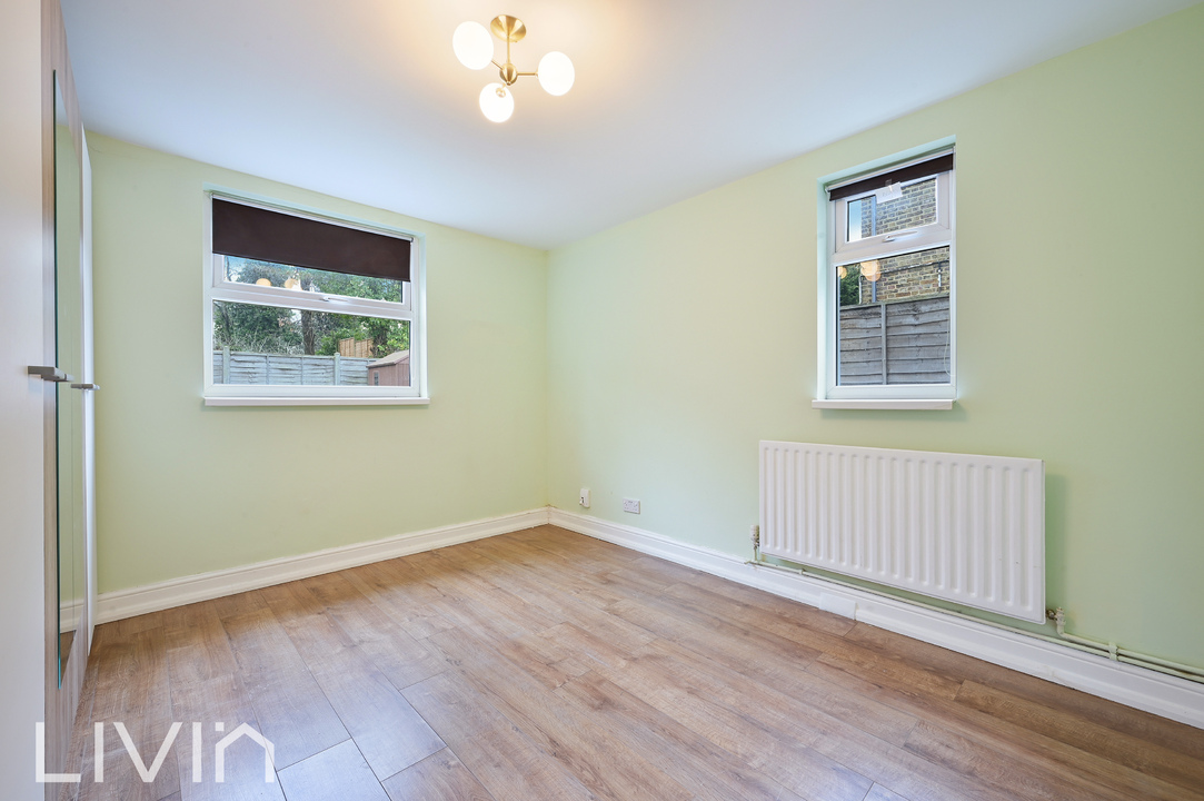 2 bed apartment to rent in Oakfield Road, Croydon 5