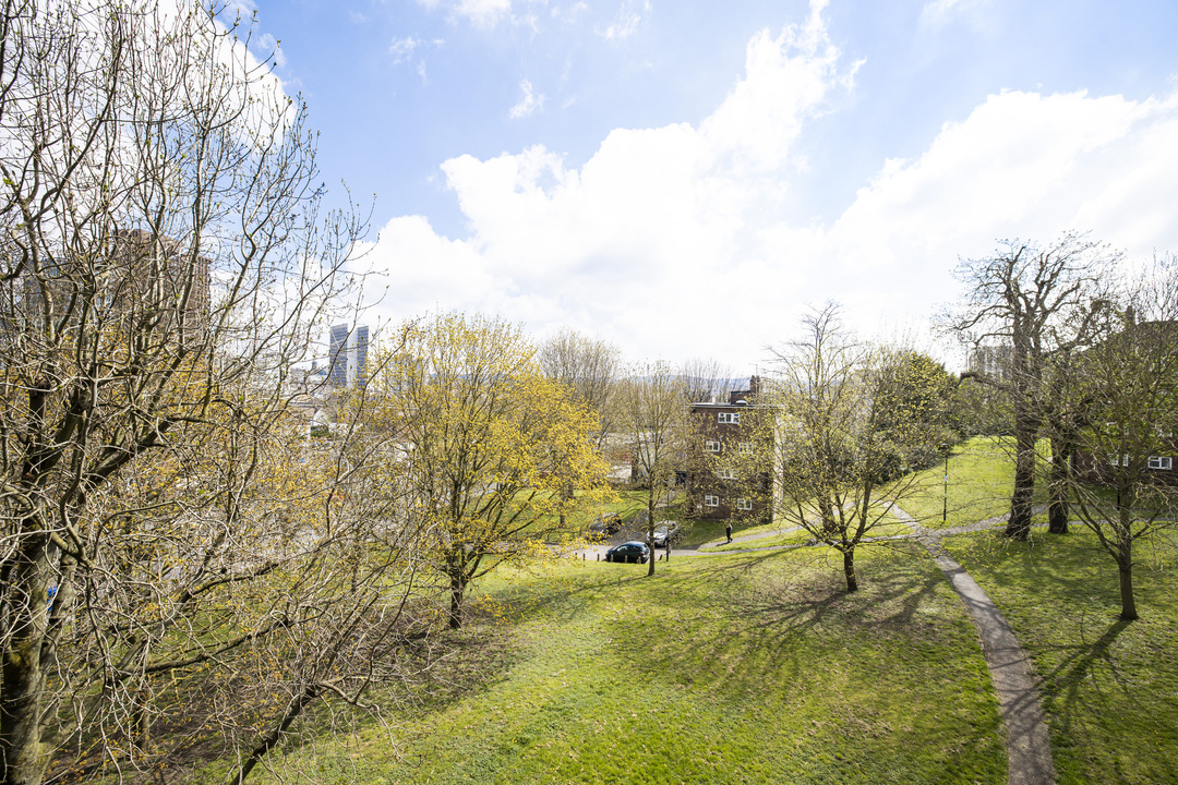 2 bed apartment for sale in Cromwell House, Croydon  - Property Image 8