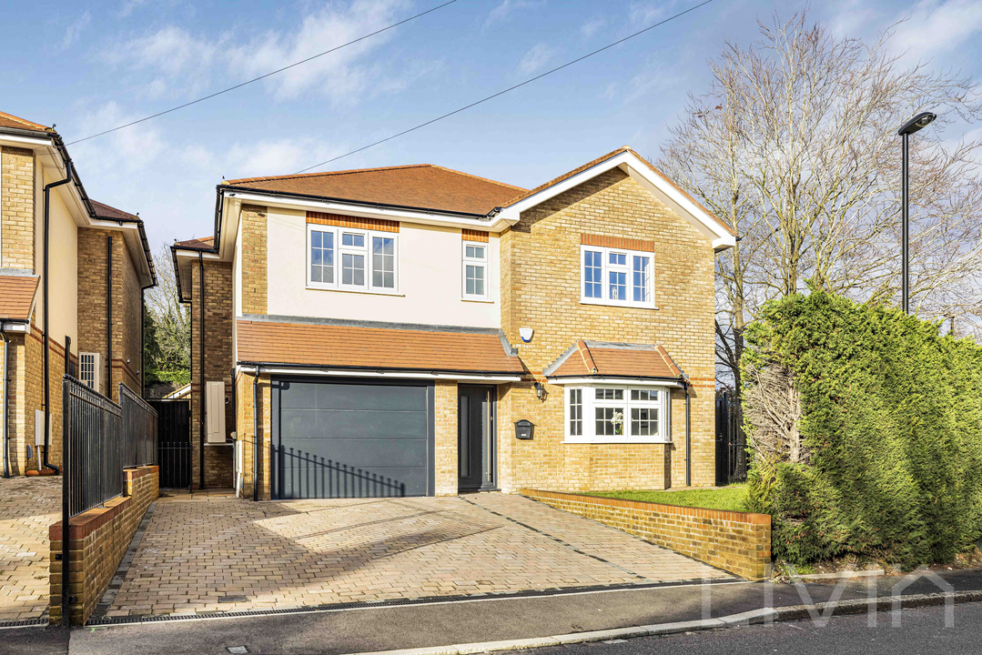 4 bed detached house for sale in The Wend, Coulsdon  - Property Image 1