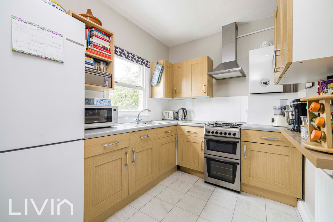 2 bed apartment for sale in Dartnell Road, Croydon 15