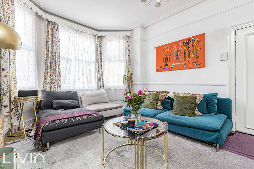 1 bed apartment for sale in Lodge Road, Croydon 1