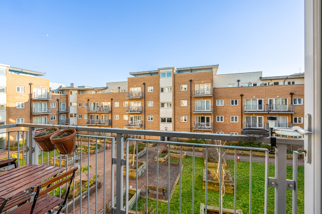 1 bed apartment for sale in Whitestone Way, Croydon 7