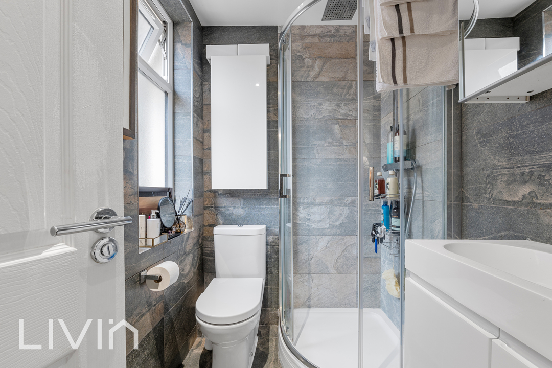 Apartment for sale in Borough Hill, Croydon  - Property Image 3