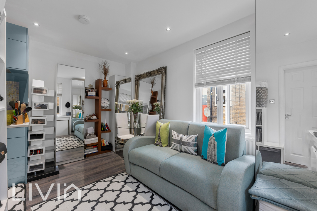 Apartment for sale in Borough Hill, Croydon 5