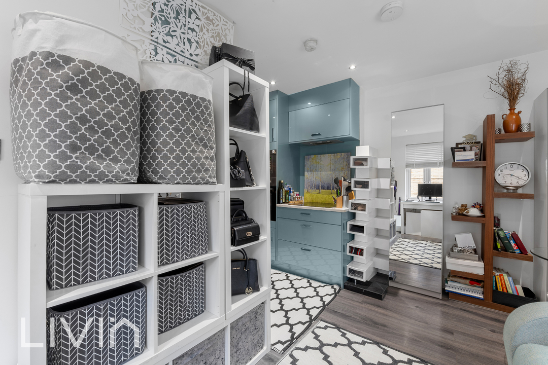 Apartment for sale in Borough Hill, Croydon 6