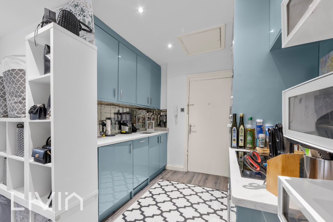 Apartment for sale in Borough Hill, Croydon  - Property Image 9