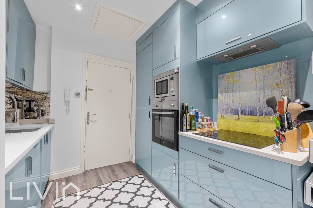 Apartment for sale in Borough Hill, Croydon 10