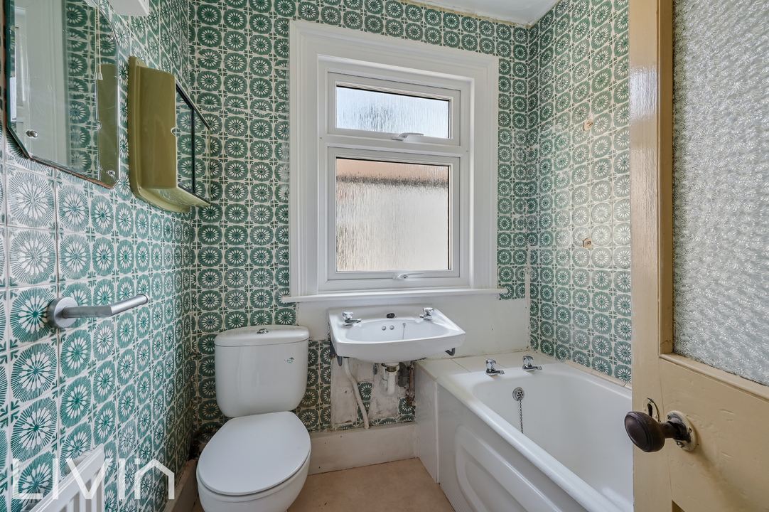 3 bed semi-detached house for sale in Elmwood Road, Croydon 10