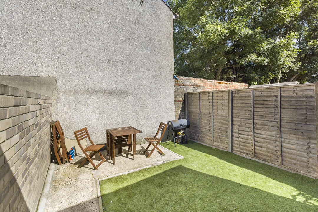 3 bed terraced house for sale in Cuthbert Road, Croydon 9