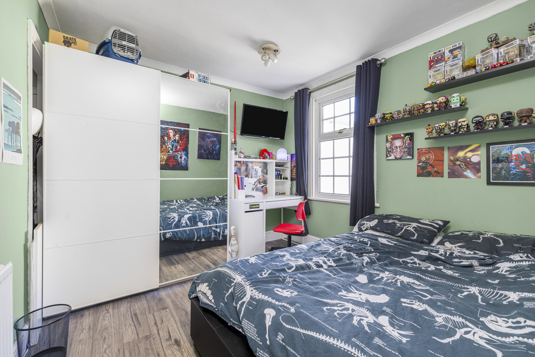 3 bed terraced house for sale in Cuthbert Road, Croydon 14