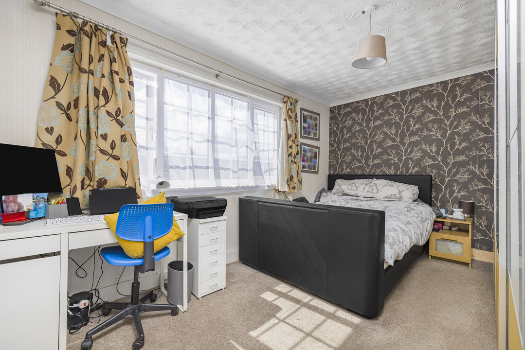 3 bed terraced house for sale in Cuthbert Road, Croydon 12