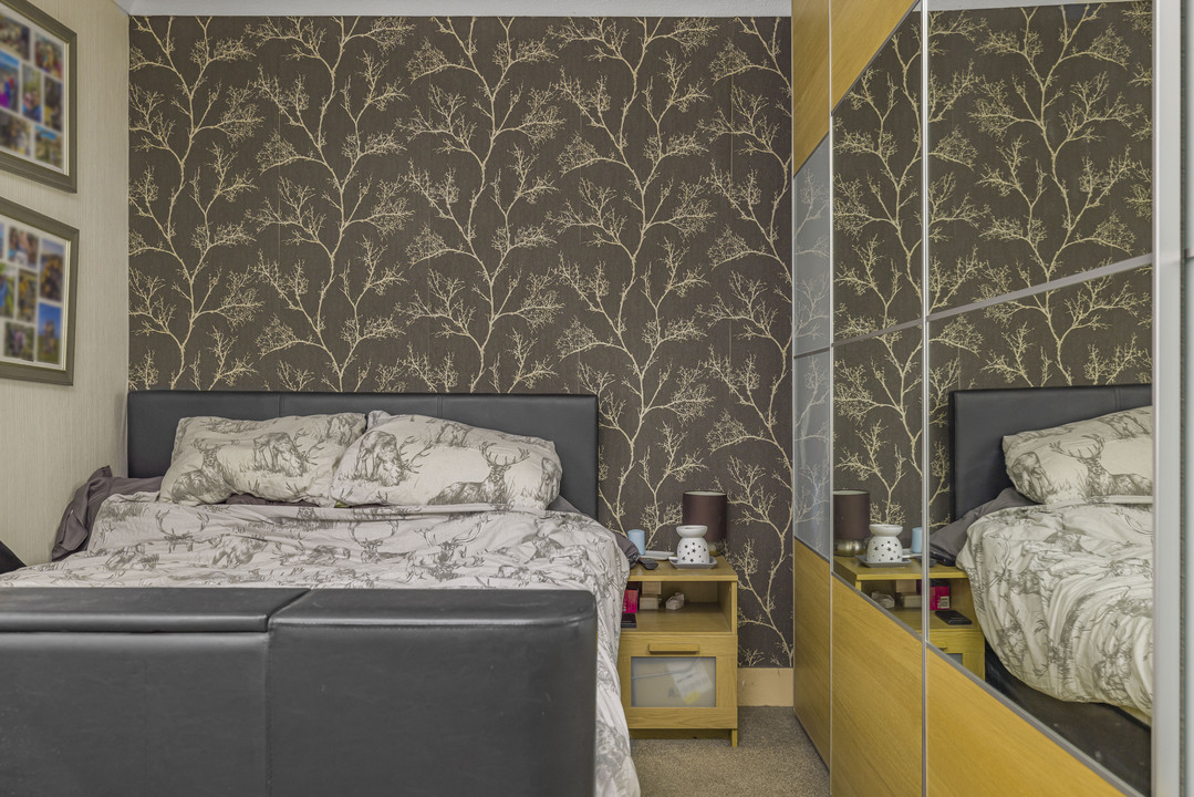 3 bed terraced house for sale in Cuthbert Road, Croydon 13