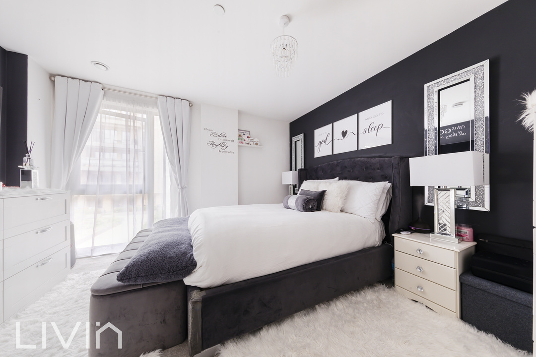 2 bed apartment for sale in Purley Way, Croydon 5