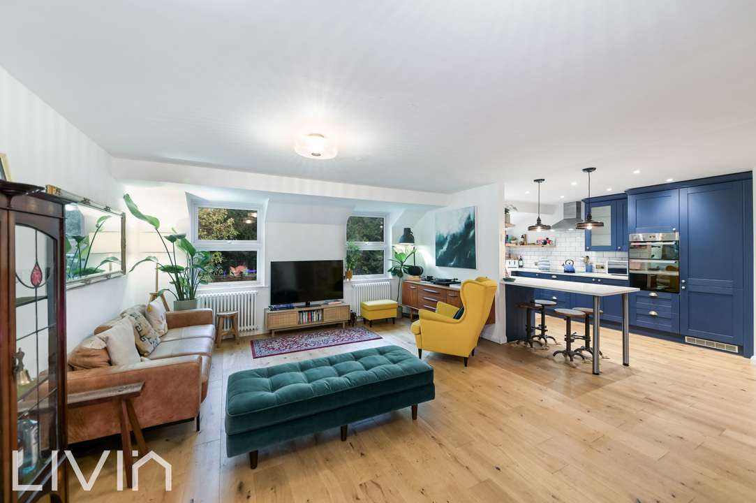 2 bed apartment for sale in Temple Road, Croydon 2