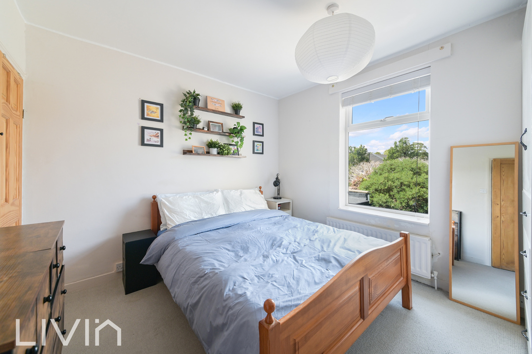2 bed house for sale in Warren Road, Croydon 8