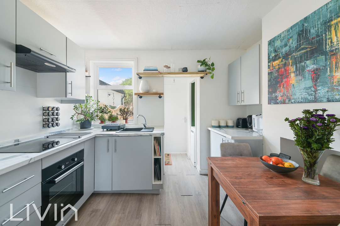 2 bed house for sale in Warren Road, Croydon 4