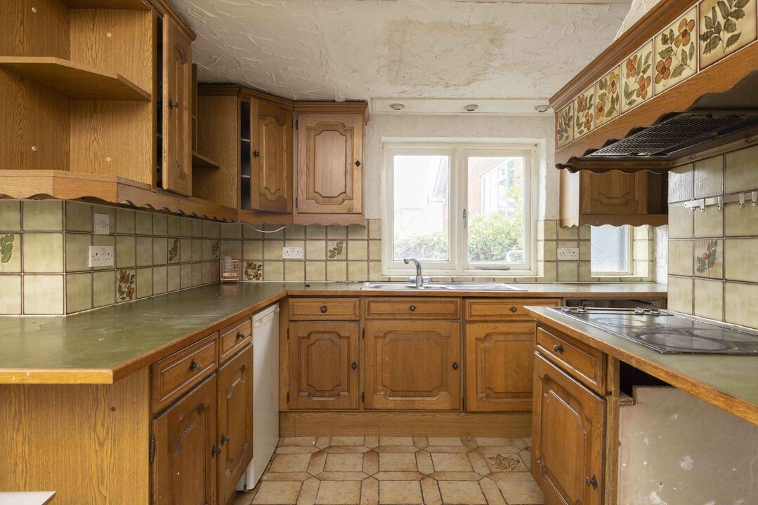 4 bed detached house for sale in Selcroft Road, Purley 15