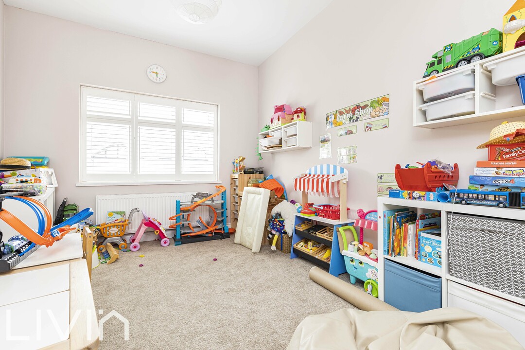 4 bed end of terrace house for sale in Falkland Park Avenue, South Norwood  - Property Image 13