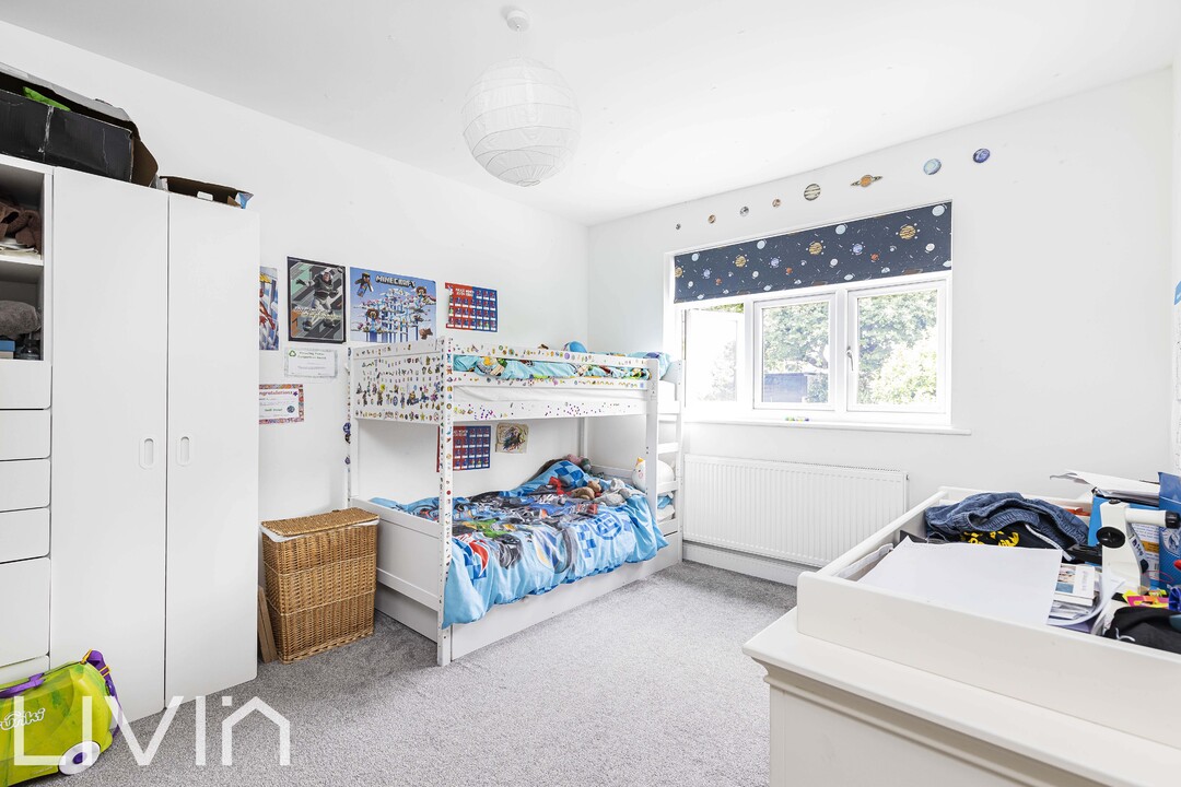 4 bed end of terrace house for sale in Falkland Park Avenue, South Norwood 16