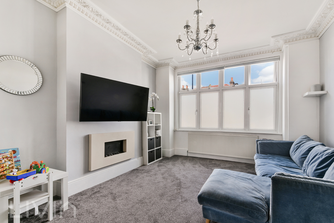 4 bed semi-detached house for sale in Godson Road, Croydon  - Property Image 3