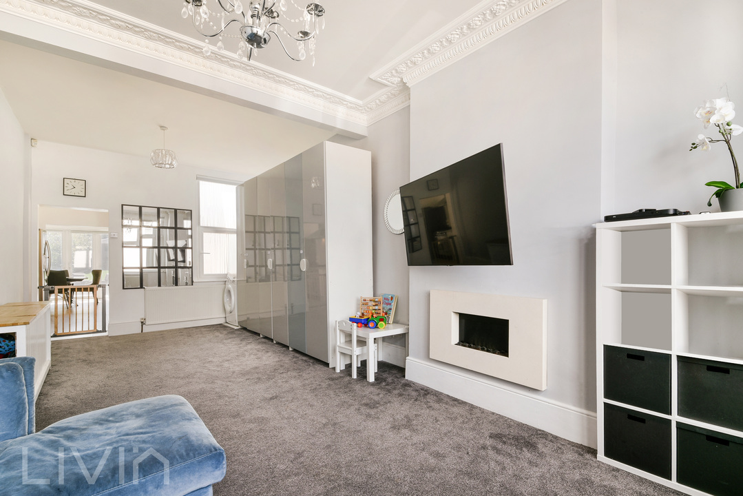 4 bed semi-detached house for sale in Godson Road, Croydon  - Property Image 4