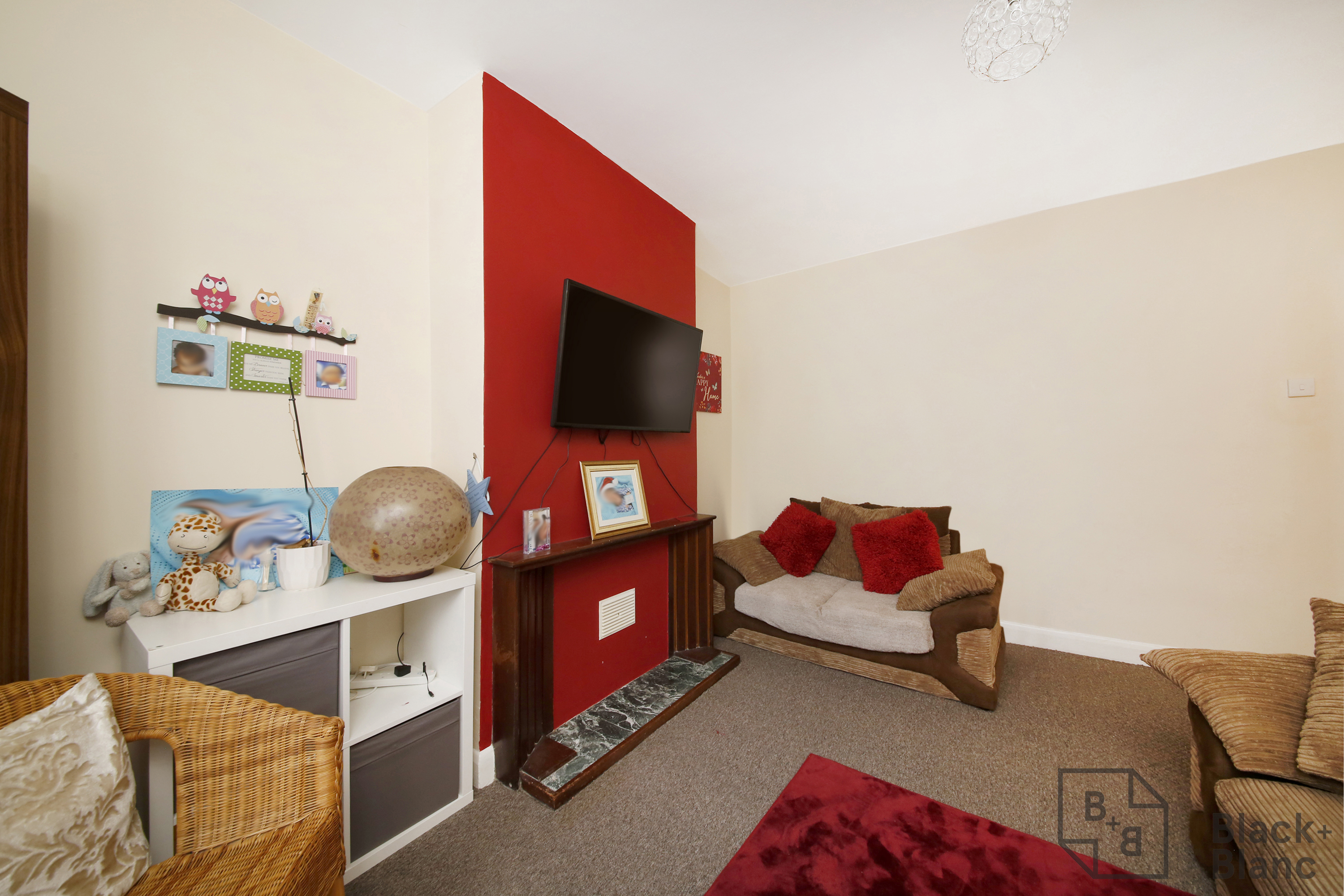2 bed apartment for sale in Davidson Road, Croydon  - Property Image 3