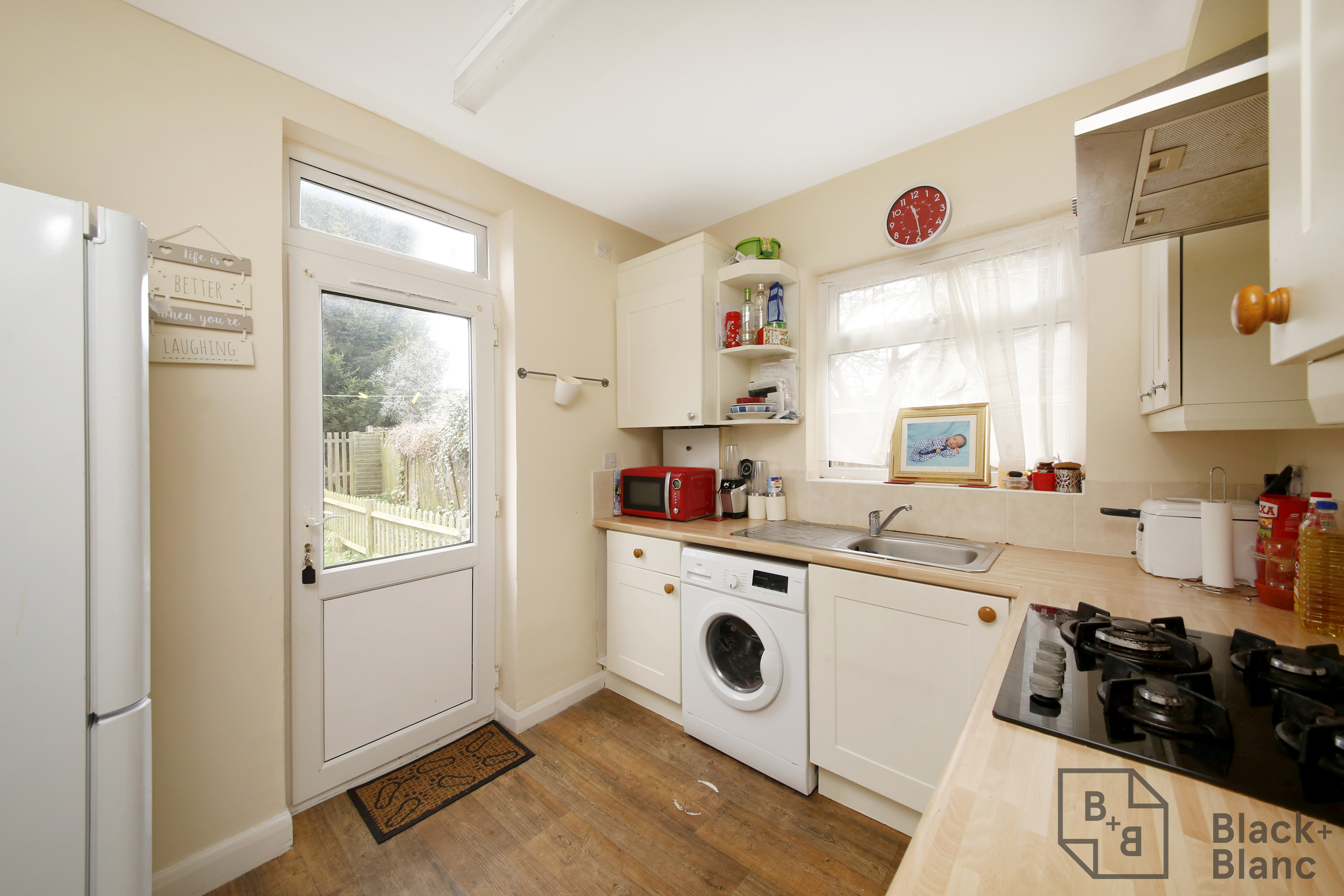2 bed apartment for sale in Davidson Road, Croydon  - Property Image 4