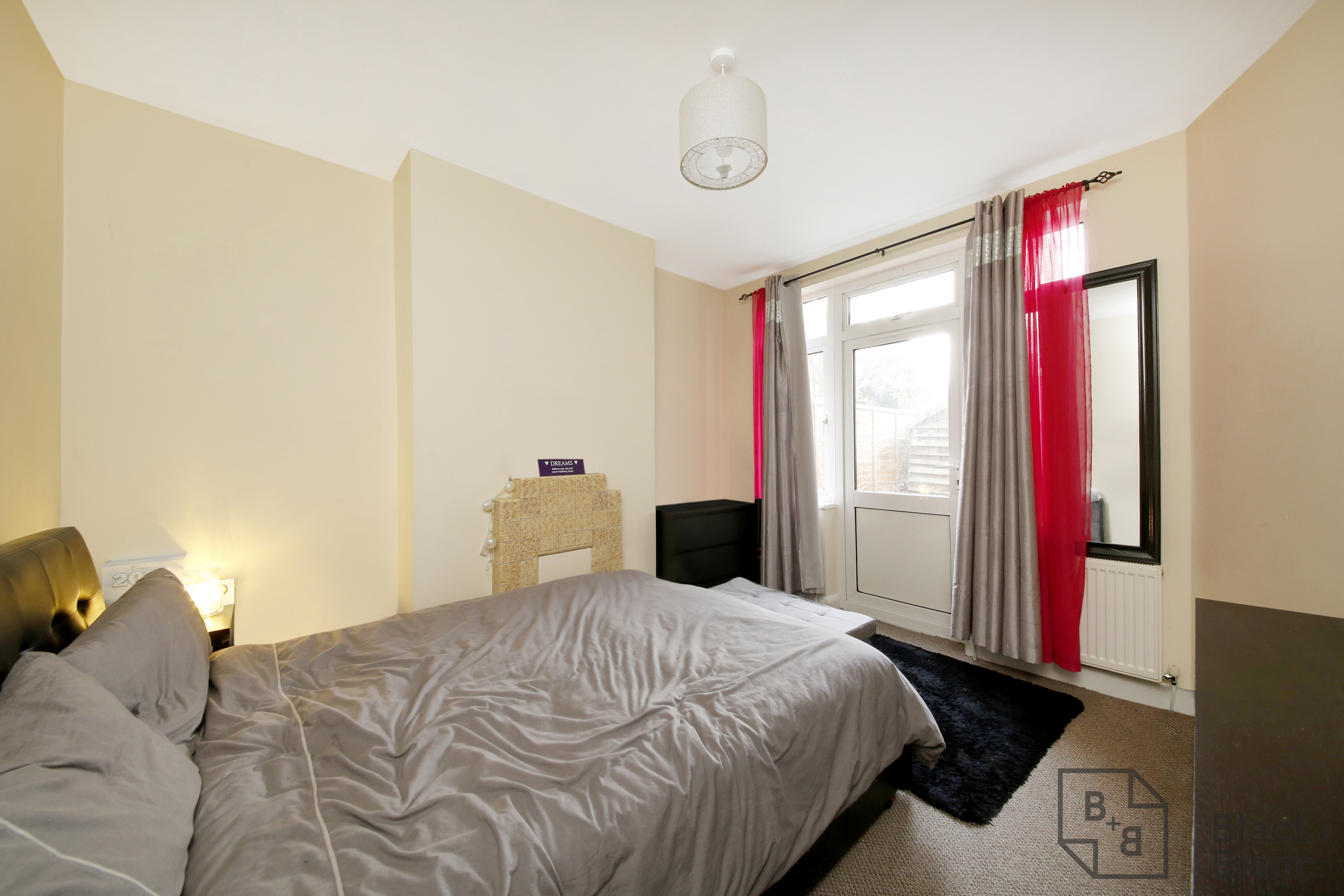 2 bed apartment for sale in Davidson Road, Croydon  - Property Image 5
