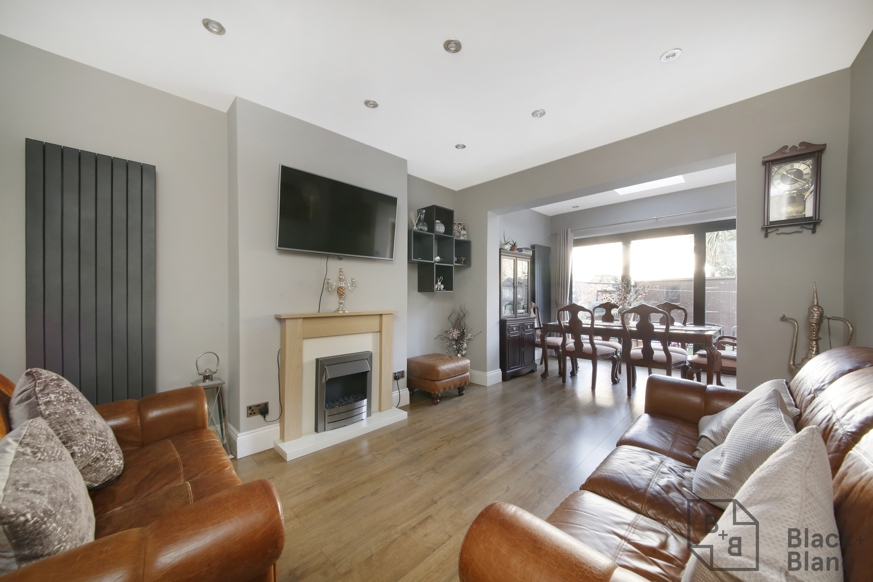 4 bed house for sale in Donnybrook Road, Streatham  - Property Image 2