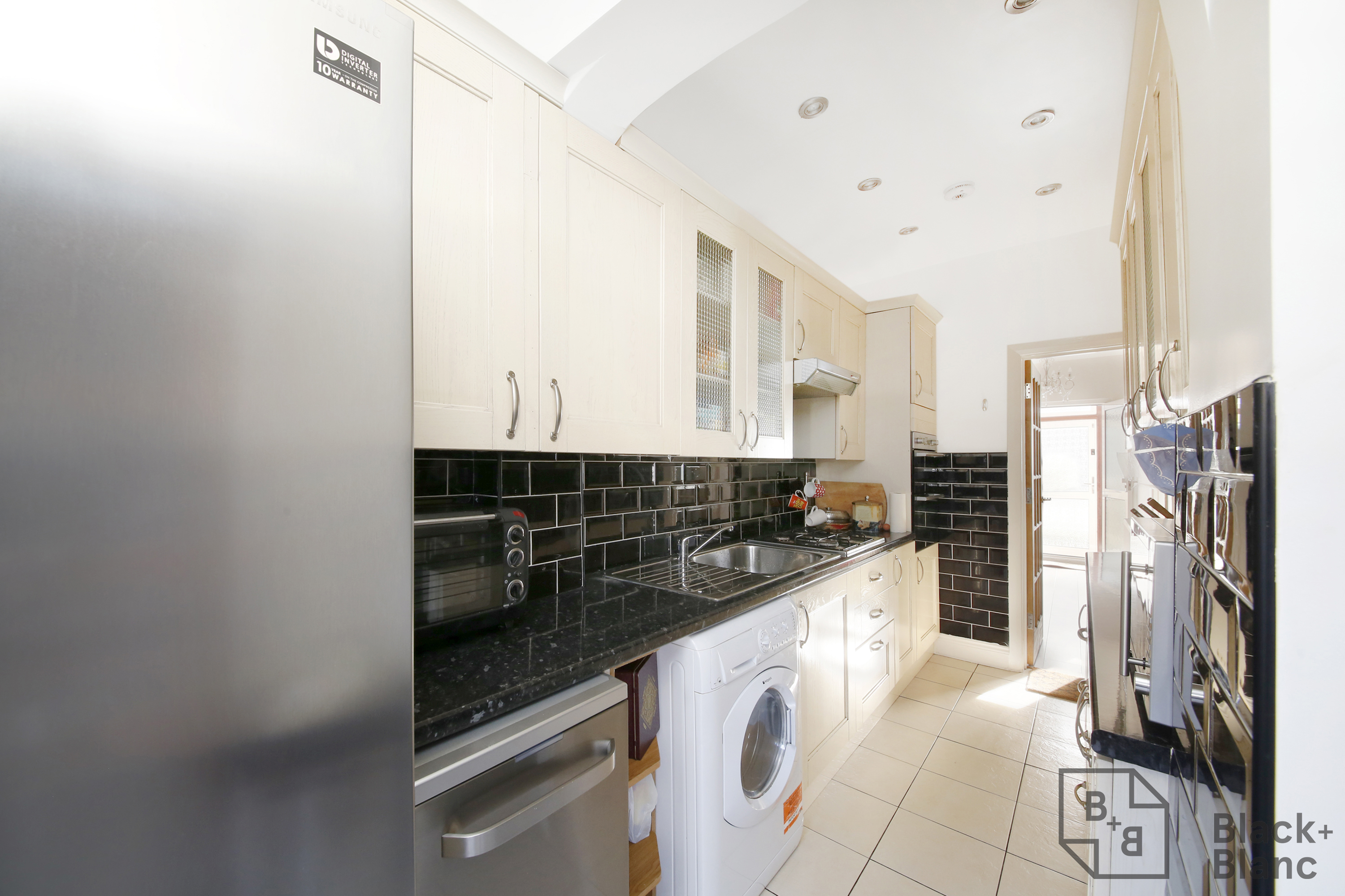 4 bed house for sale in Donnybrook Road, Streatham  - Property Image 5