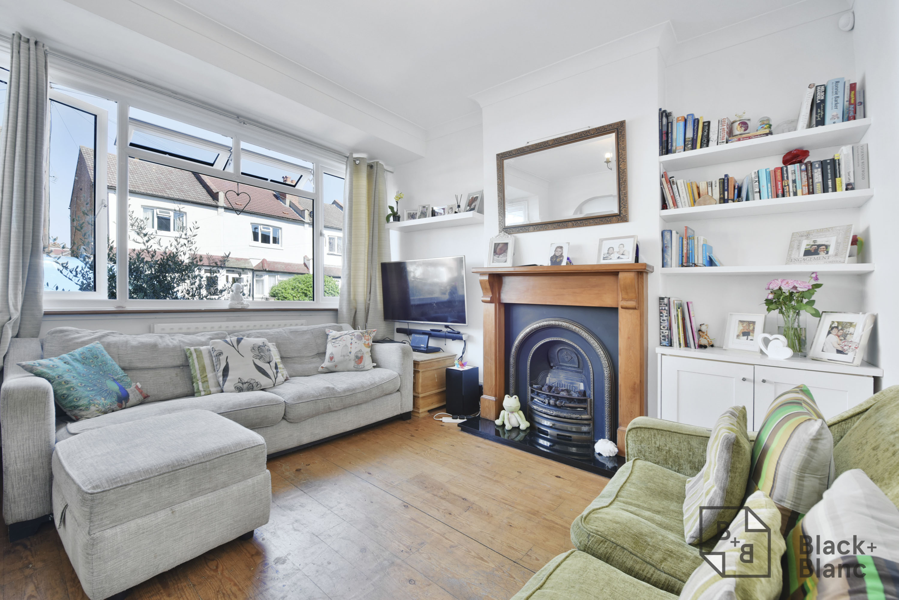 2 bed house for sale in Northway Road, Croydon  - Property Image 2