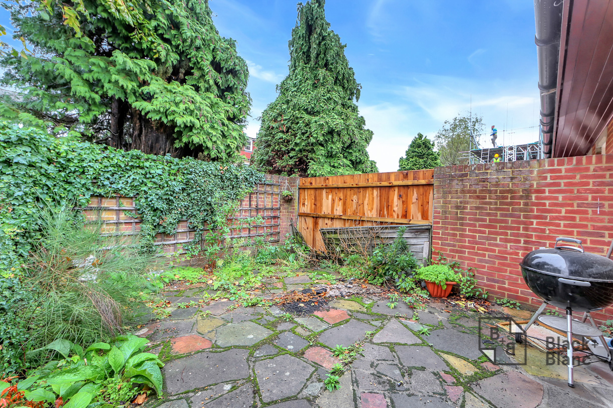 1 bed bungalow for sale in Freemasons Road, Croydon  - Property Image 8
