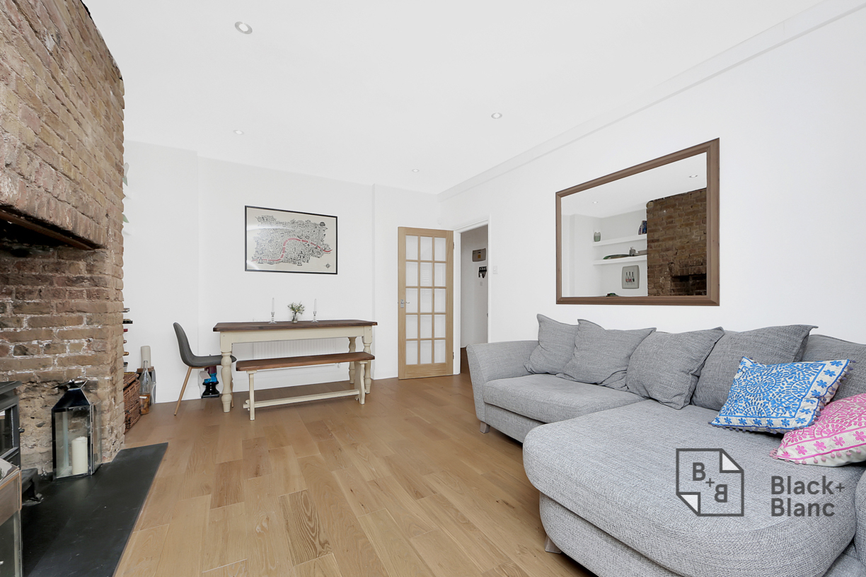 2 bed apartment to rent in Thurlow Park Road, London  - Property Image 7