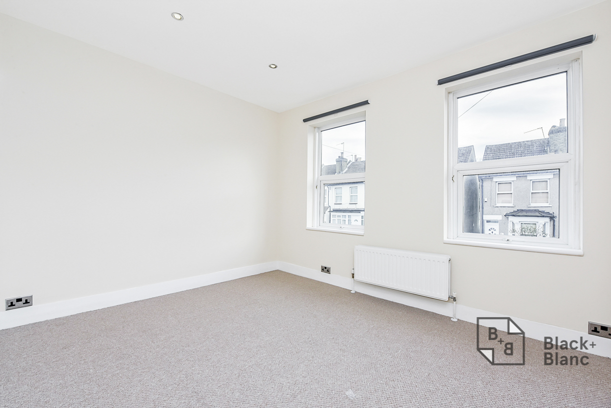 2 bed house to rent in St. Peters Street, South Croydon  - Property Image 7
