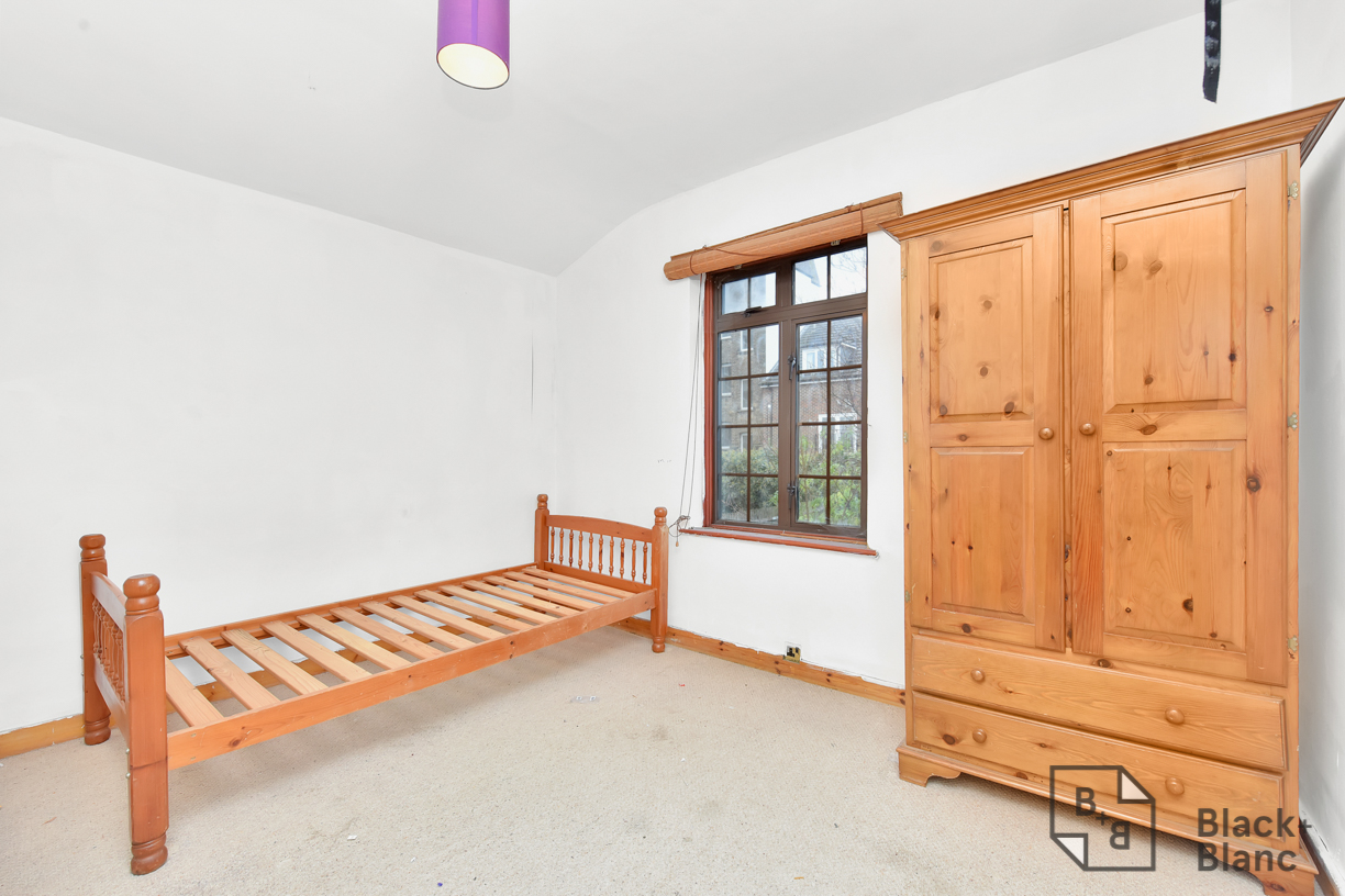 3 bed house for sale in Greenside Road, Croydon  - Property Image 4