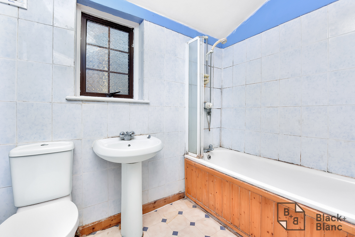 3 bed house for sale in Greenside Road, Croydon  - Property Image 5