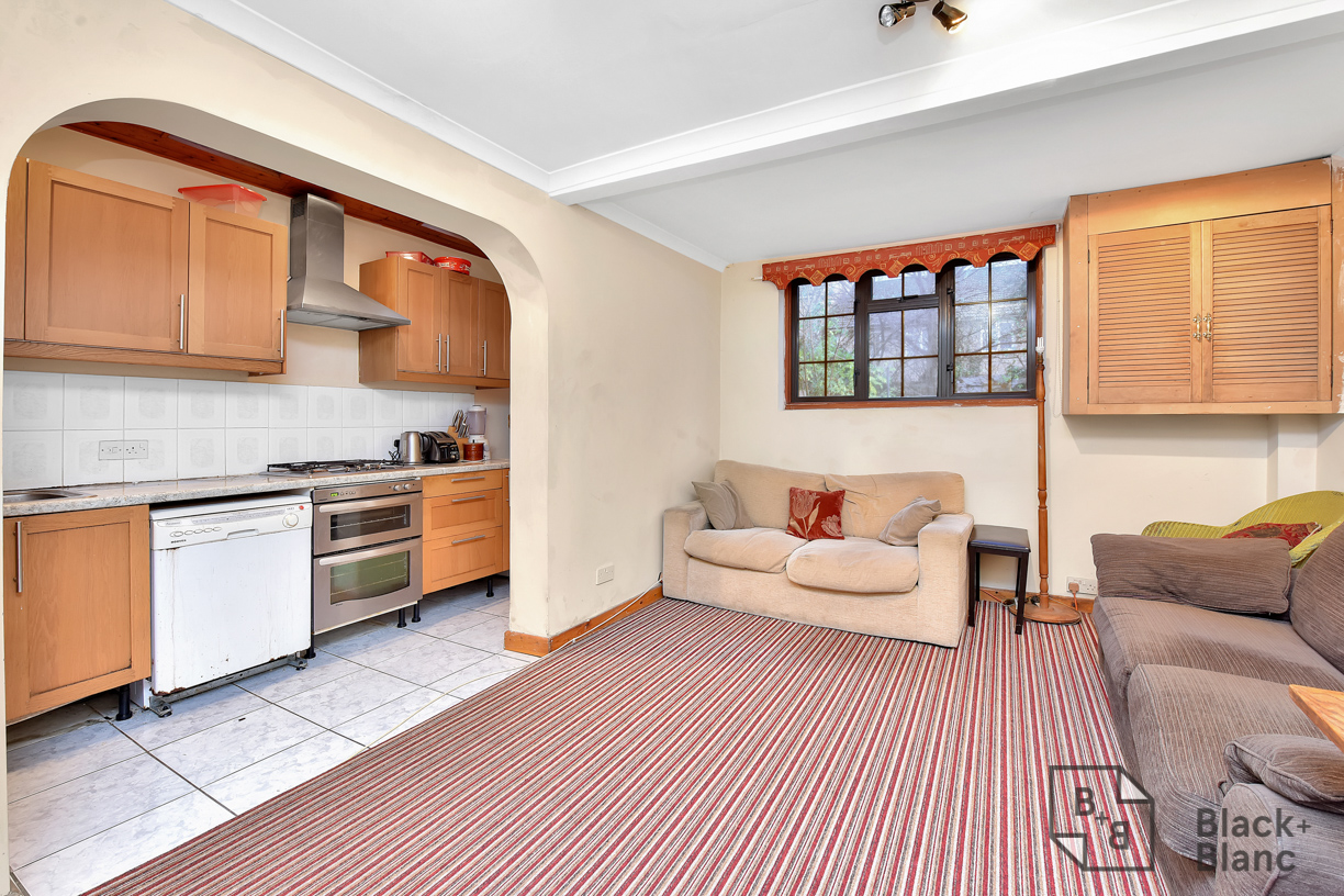 3 bed house for sale in Greenside Road, Croydon  - Property Image 7