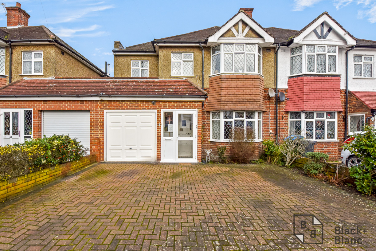 5 bed house for sale in Links View Road, Croydon  - Property Image 1