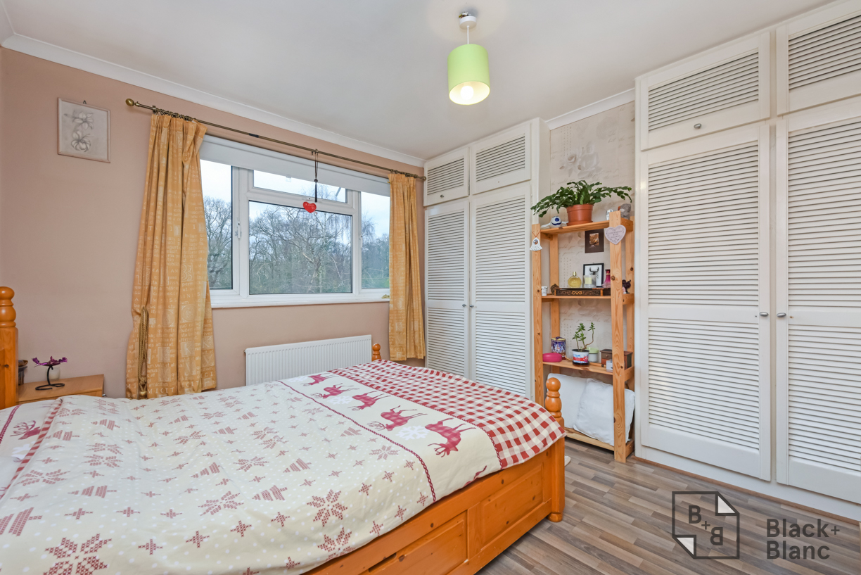 5 bed house for sale in Links View Road, Croydon  - Property Image 6