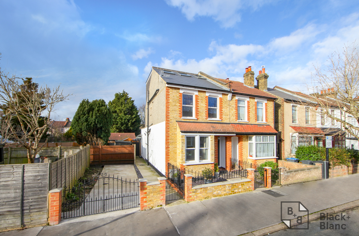 4 bed house for sale in Edward Road, Croydon - Property Image 1