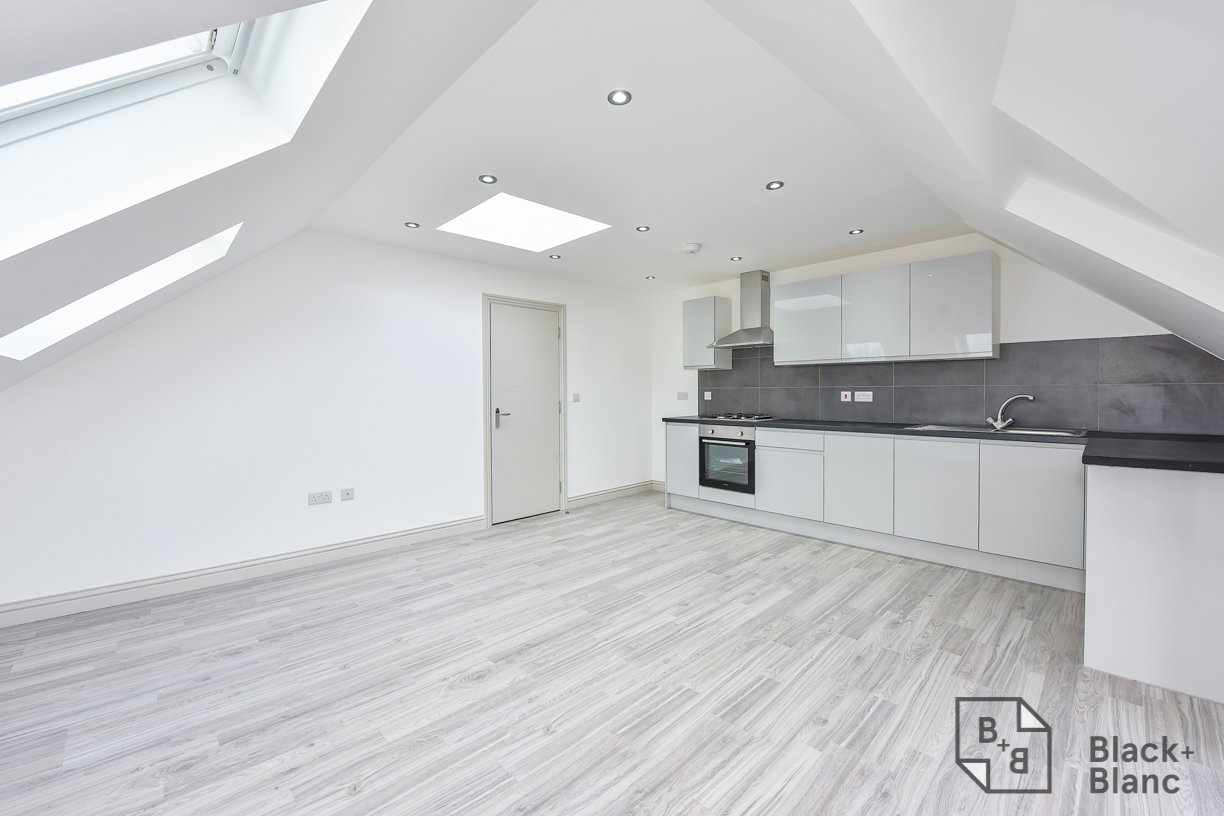 2 bed apartment for sale in Norbury Road, Thornton Heath, CR7