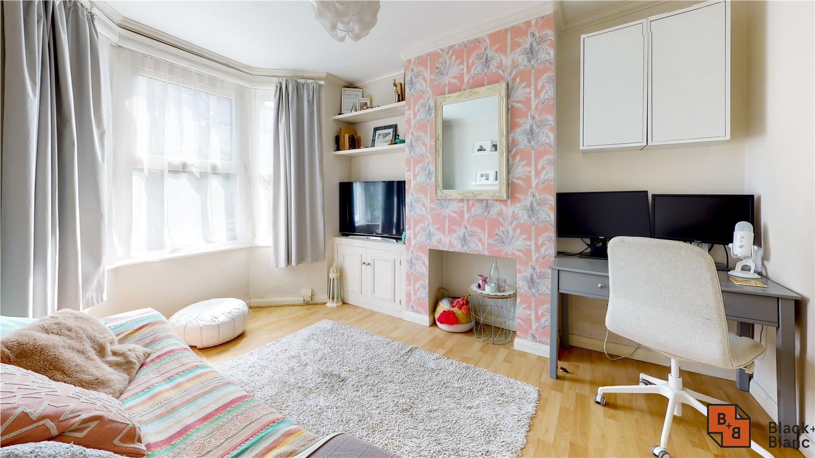 3 bed house for sale in Rymer Road, Croydon  - Property Image 2