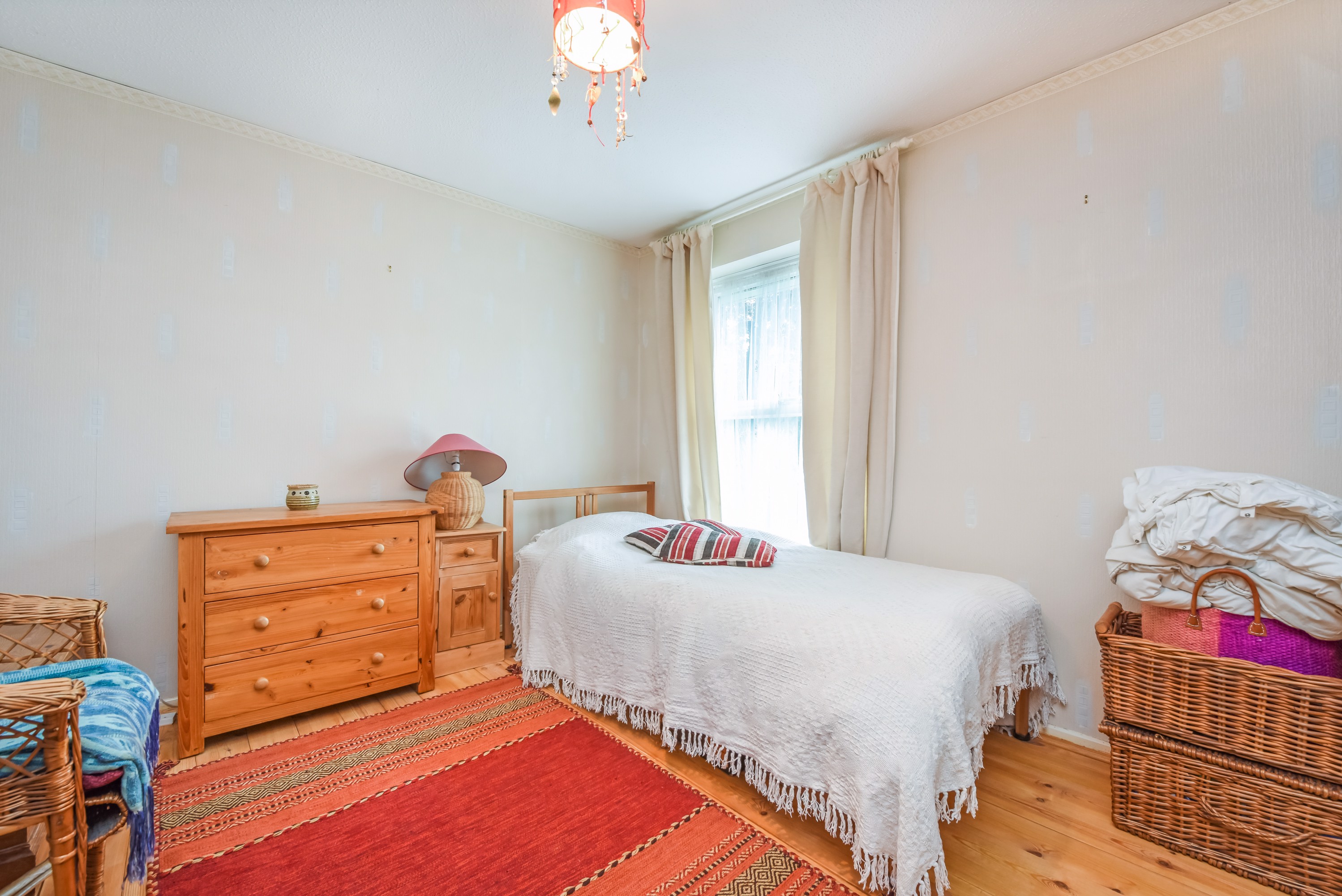 2 bed house for sale in Middlefields, Croydon  - Property Image 5