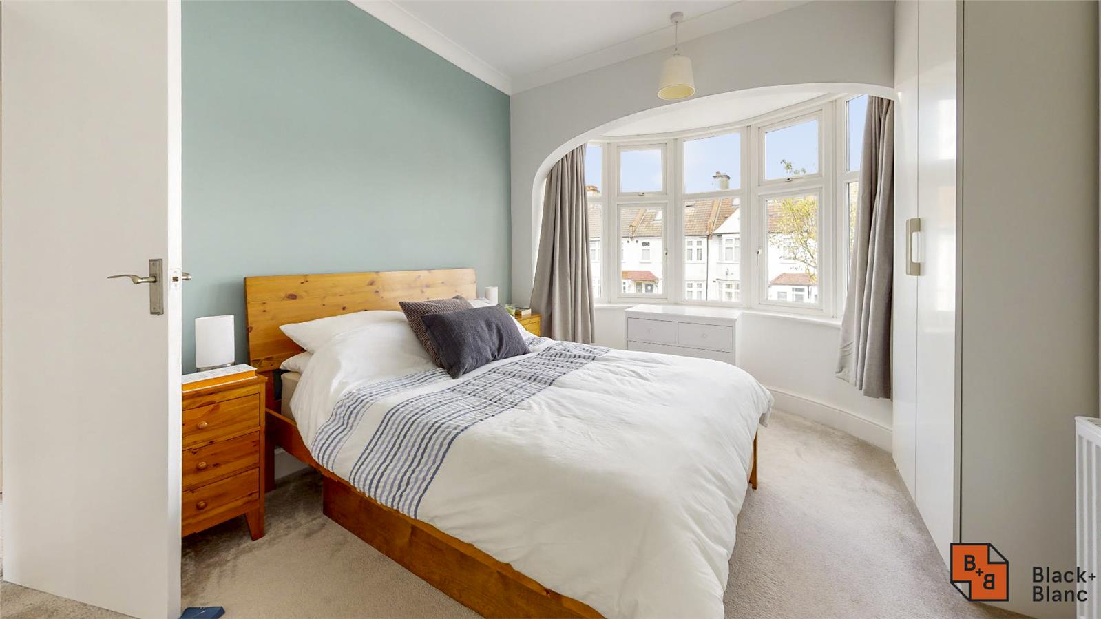 3 bed house for sale in Wydehurst Road, Croydon  - Property Image 9