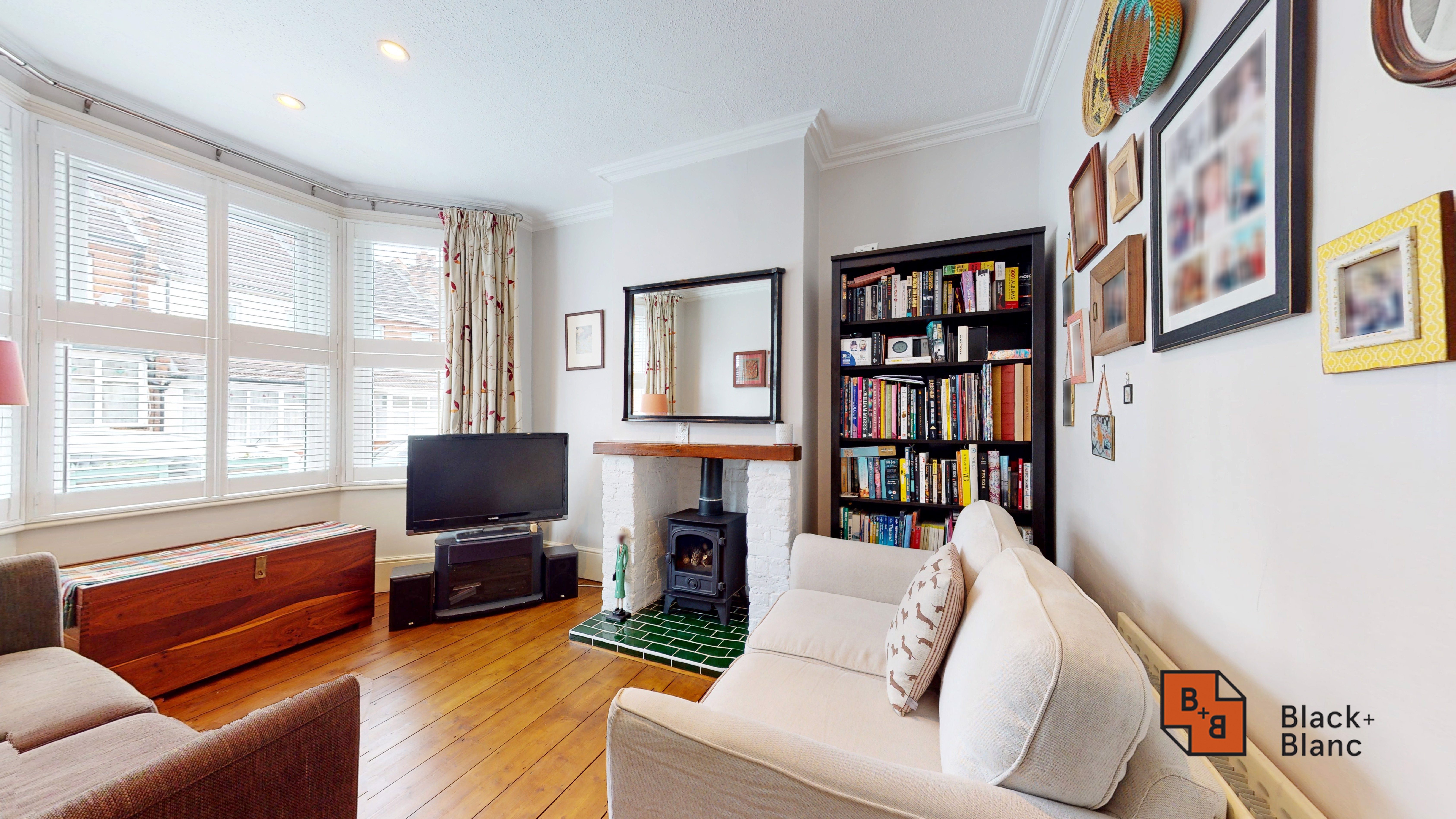 2 bed house for sale in Abbey Road, Croydon  - Property Image 2
